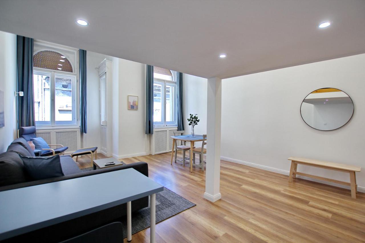 Pau Stylish Studios In The Heart Of Budapest Luaran gambar