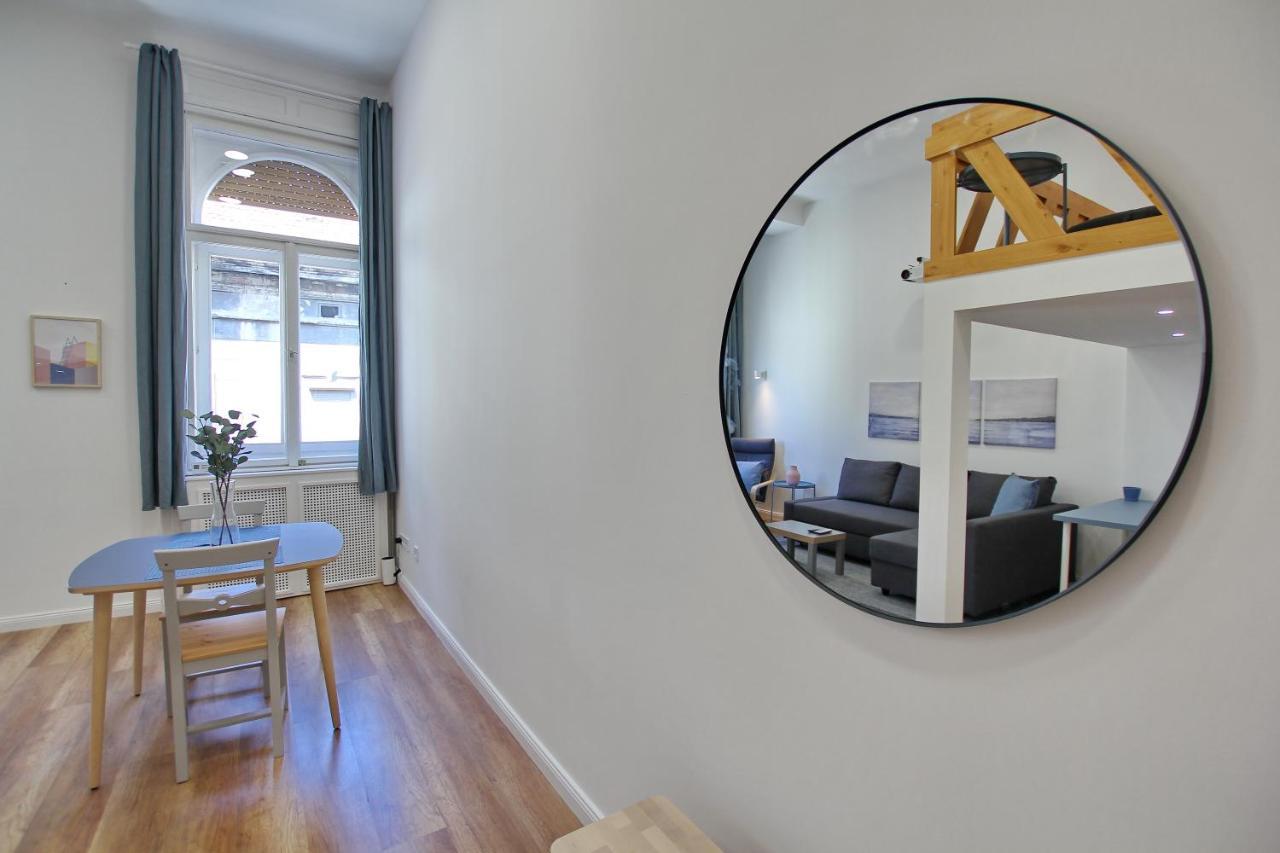 Pau Stylish Studios In The Heart Of Budapest Luaran gambar