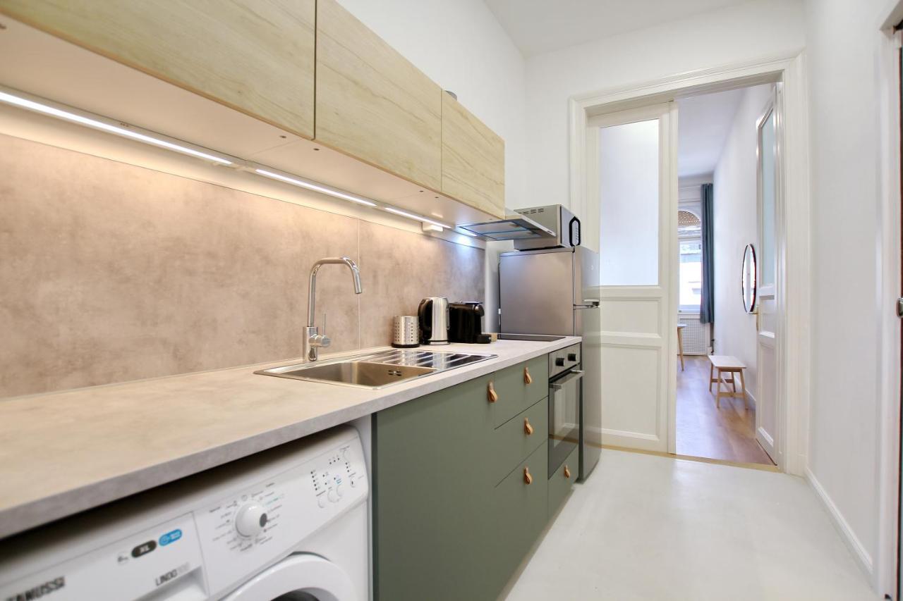 Pau Stylish Studios In The Heart Of Budapest Luaran gambar
