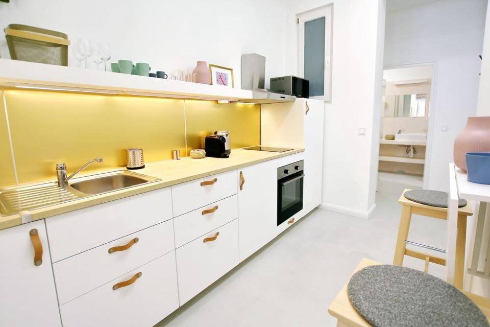 Pau Stylish Studios In The Heart Of Budapest Luaran gambar